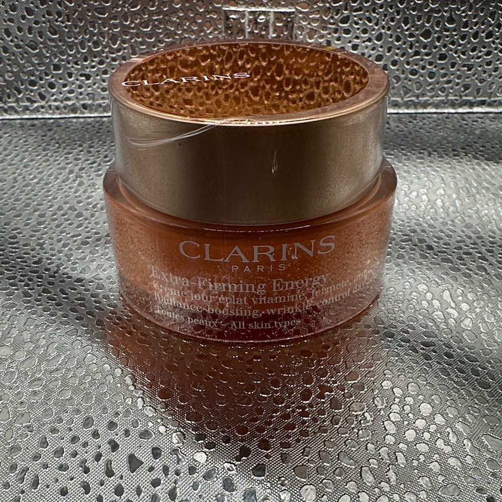 Clarins Radiance Boosting Cream in Orange and Gold